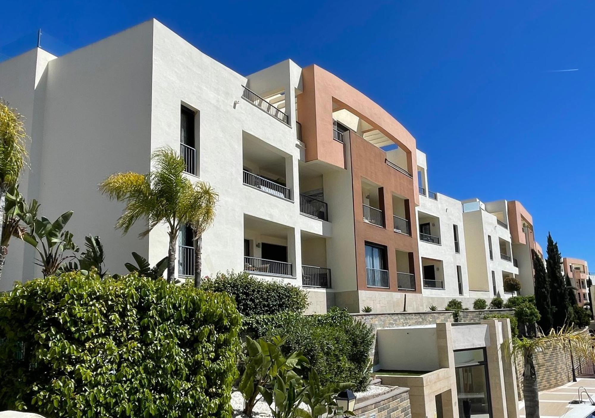 Spectacular Views - Luxury Apartment In Resort - Marbella Hills Exterior photo